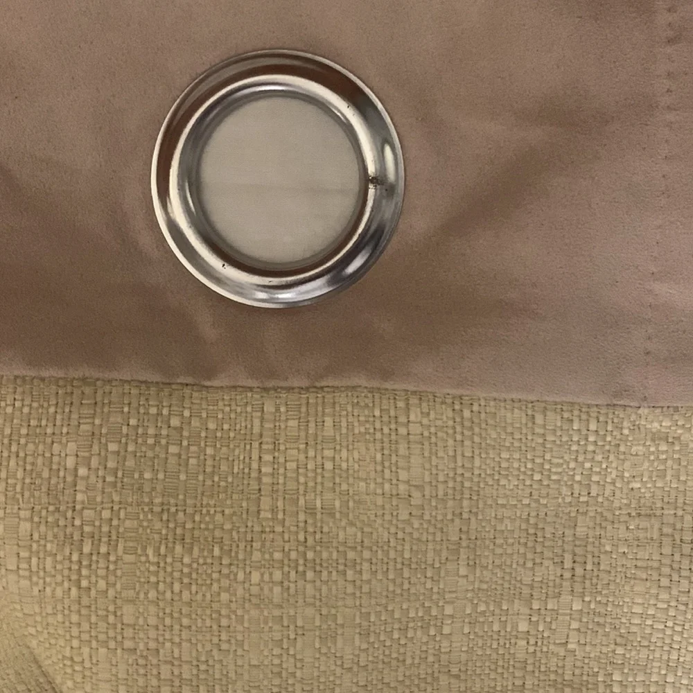 4 panels of linen/cotton/poly blend, fully lined, excellent condition!
